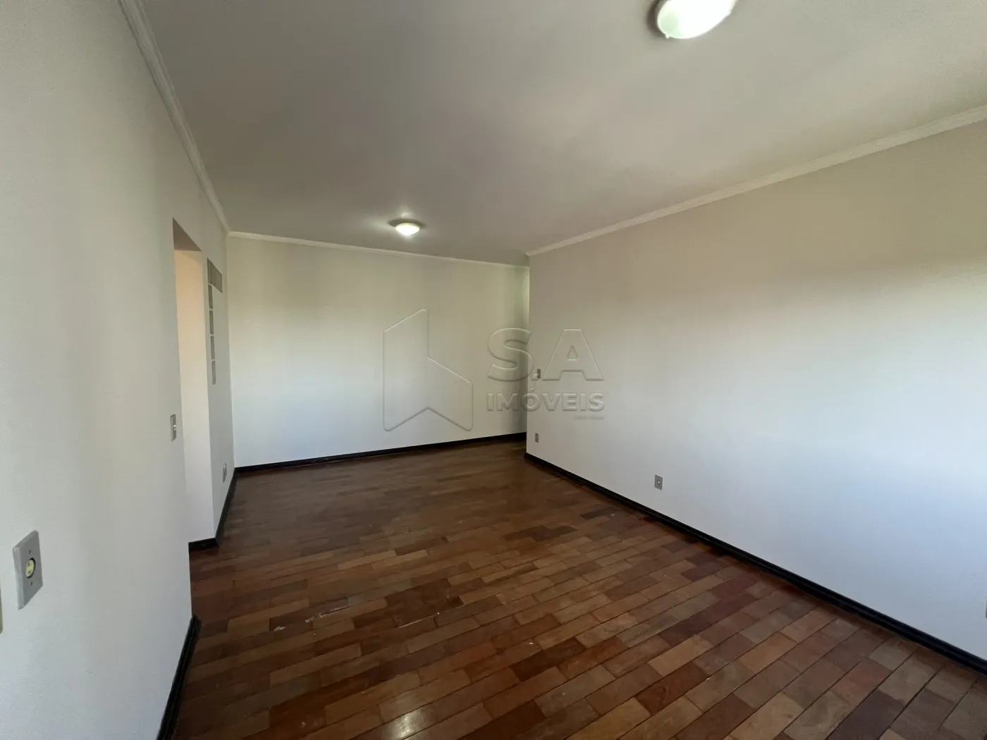 Alugar Apartamento / Padrão em Botucatu R$ 2.000,00 - Foto 5