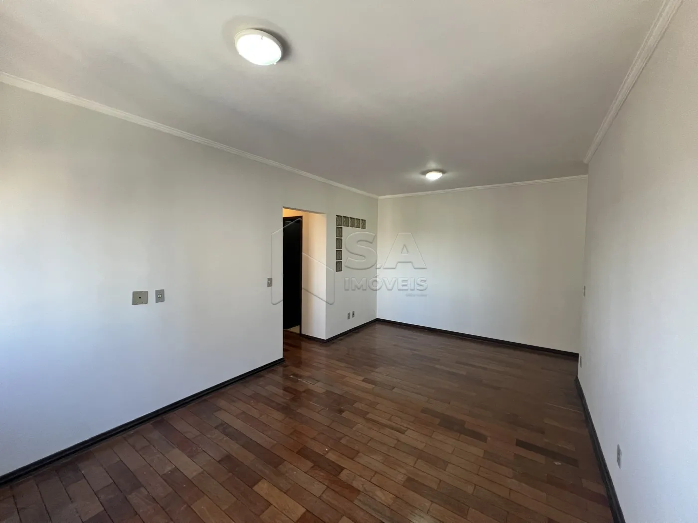 Alugar Apartamento / Padrão em Botucatu R$ 2.000,00 - Foto 6