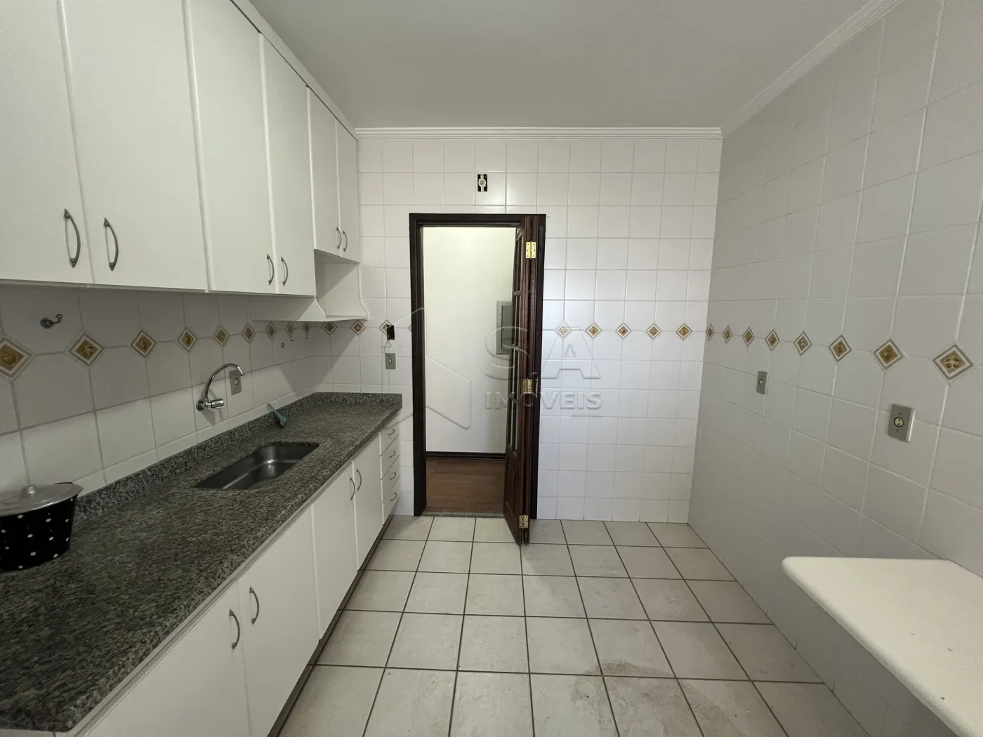 Alugar Apartamento / Padrão em Botucatu R$ 2.000,00 - Foto 9