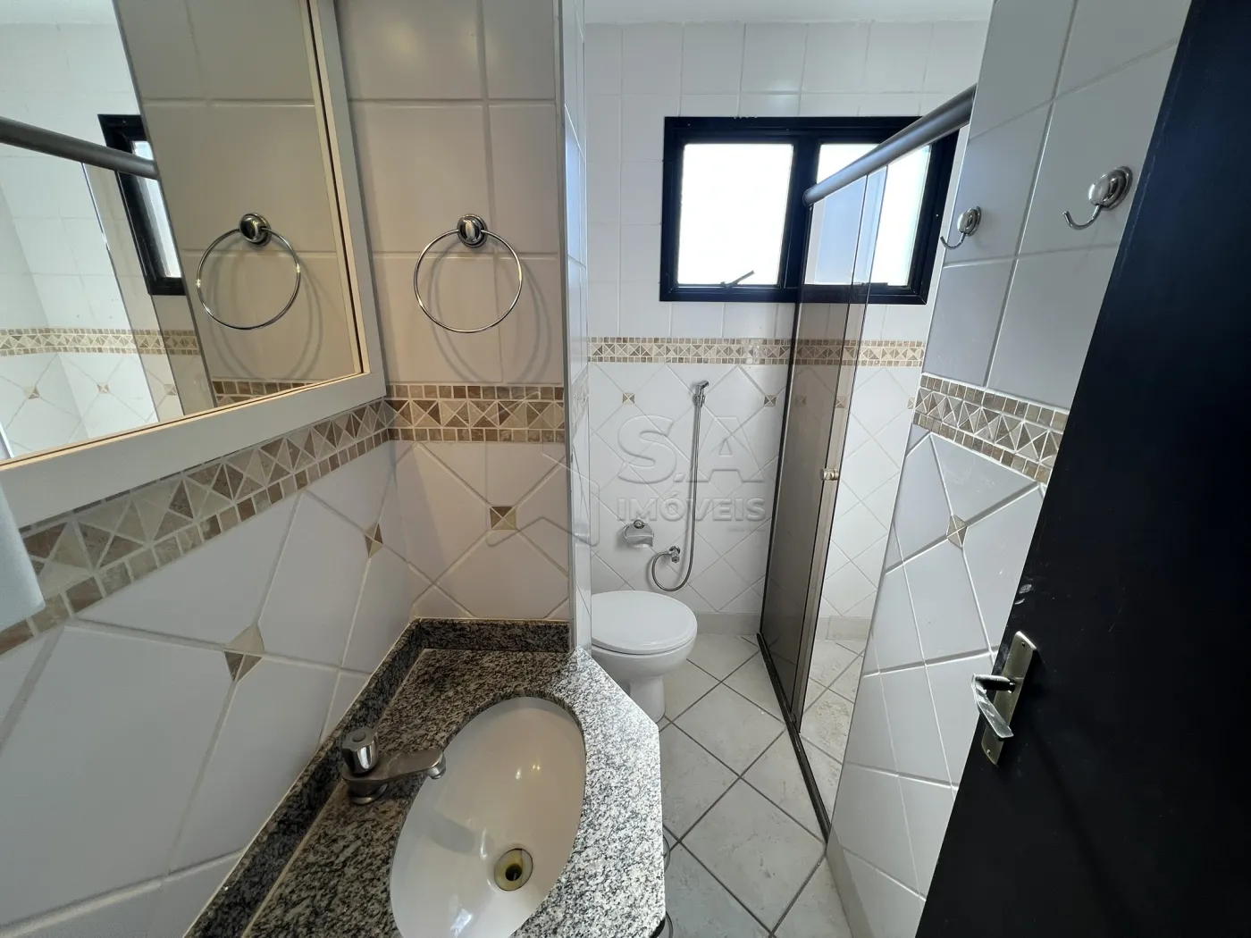 Alugar Apartamento / Padrão em Botucatu R$ 2.000,00 - Foto 20