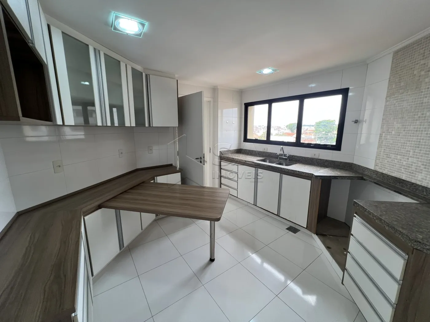 Alugar Apartamento / Padrão em Botucatu R$ 3.300,00 - Foto 20
