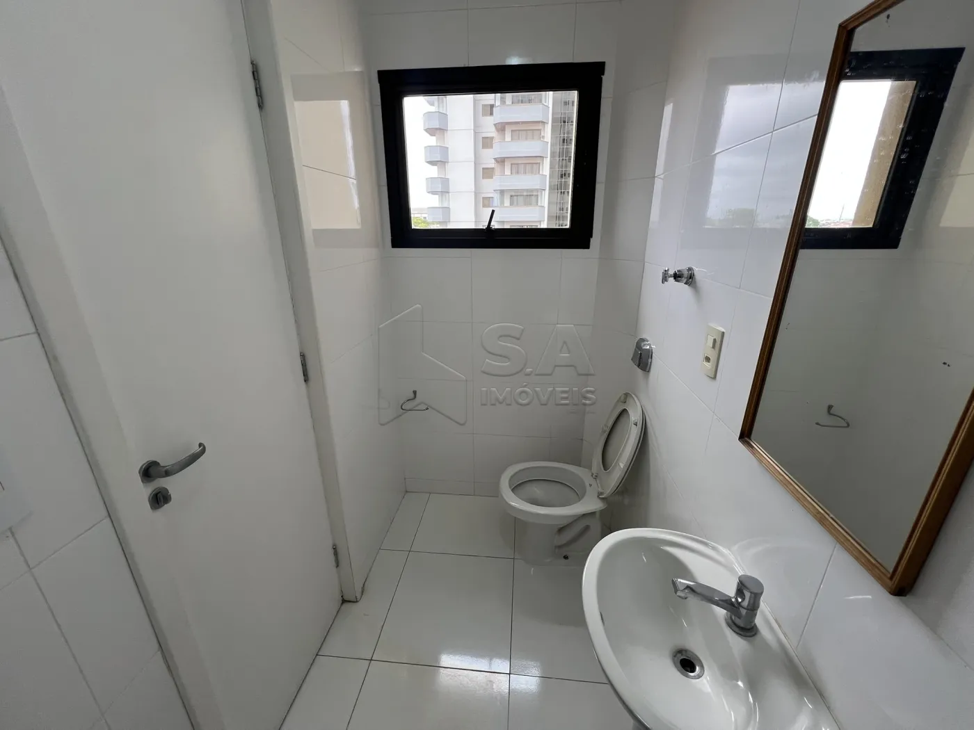 Alugar Apartamento / Padrão em Botucatu R$ 3.300,00 - Foto 33