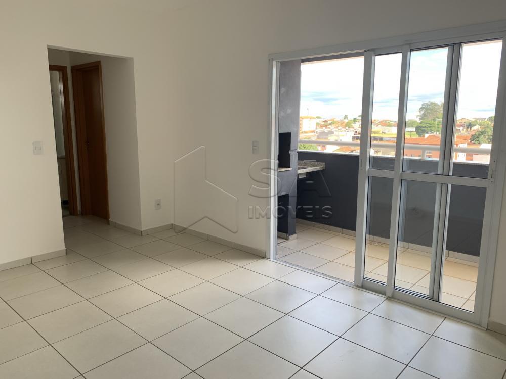 Alugar Apartamento / Padrão em Botucatu R$ 1.500,00 - Foto 2