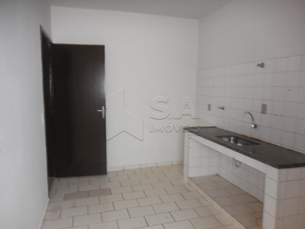Alugar Apartamento / Padrão em Botucatu R$ 900,00 - Foto 2 Alugar Apartamento / Padrão em Botucatu R$ 900,00 - Foto 2