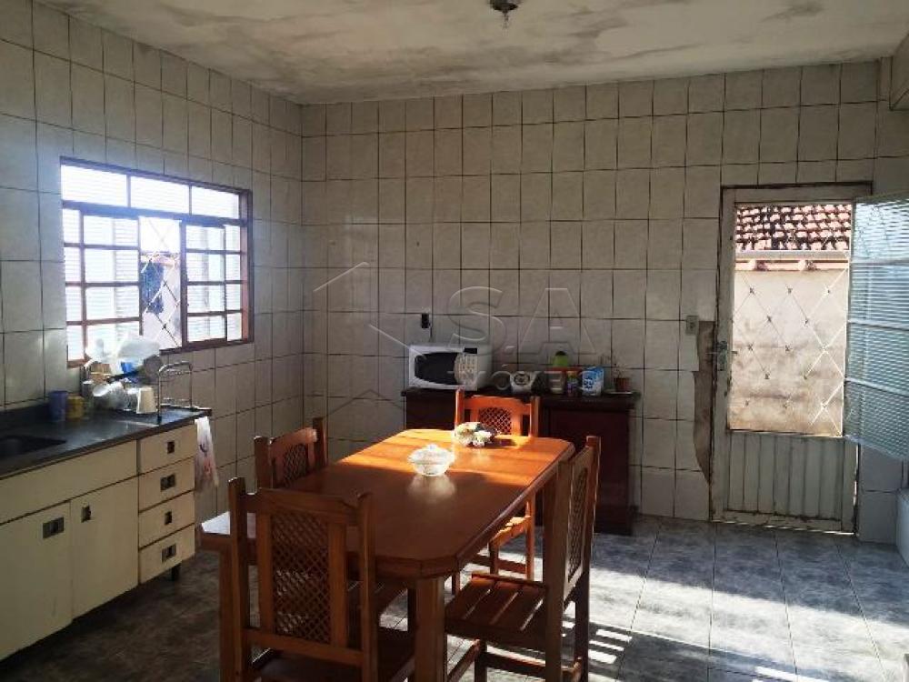 Comprar Casa / Padrão em Botucatu apenas R$ 250.000,00 - Foto 1 Comprar Casa / Padrão em Botucatu apenas R$ 250.000,00 - Foto 1