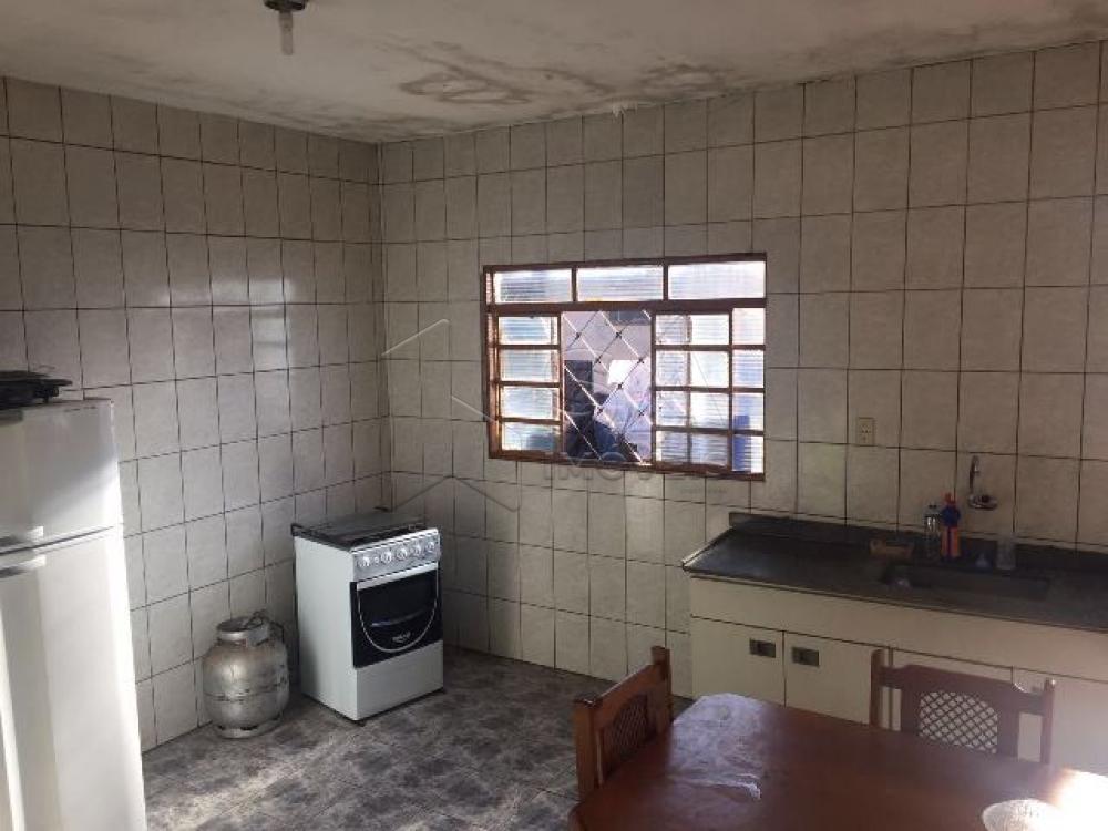 Comprar Casa / Padrão em Botucatu apenas R$ 250.000,00 - Foto 3 Comprar Casa / Padrão em Botucatu apenas R$ 250.000,00 - Foto 3