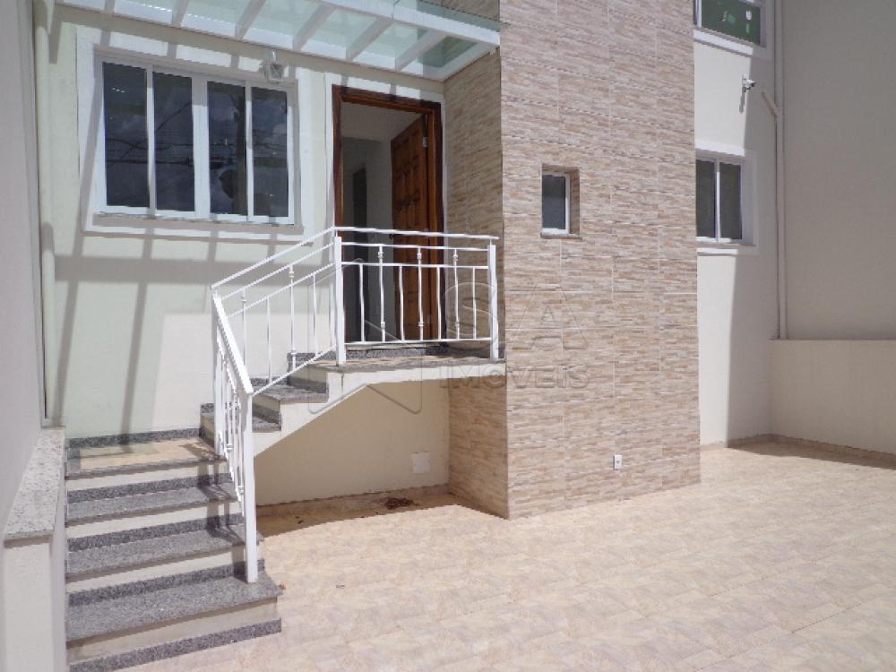 Alugar Casa / Padrão em Botucatu R$ 3.300,00 - Foto 1 Alugar Casa / Padrão em Botucatu R$ 3.300,00 - Foto 1
