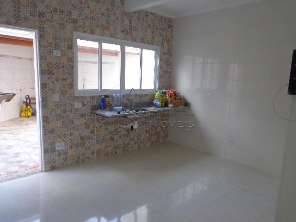 Alugar Casa / Padrão em Botucatu R$ 3.300,00 - Foto 6 Alugar Casa / Padrão em Botucatu R$ 3.300,00 - Foto 6