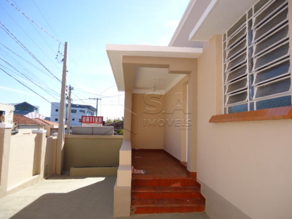 Alugar Comercial / Casa Comercial em Botucatu apenas R$ 1.100,00 - Foto 14 Alugar Comercial / Casa Comercial em Botucatu apenas R$ 1.100,00 - Foto 14