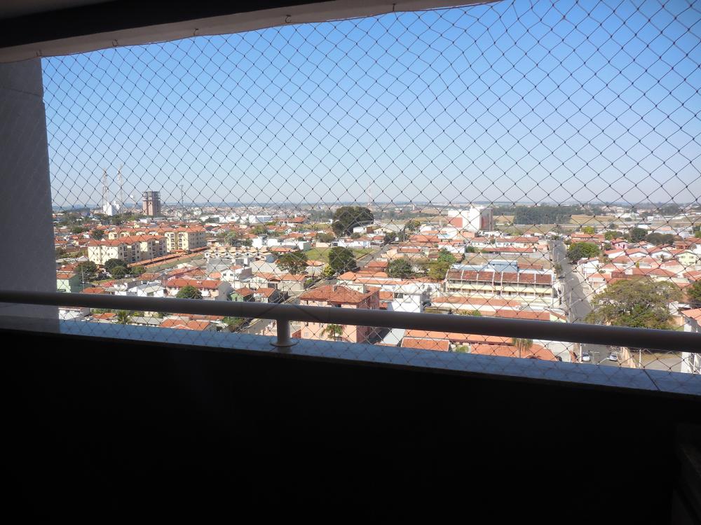 Alugar Apartamento / Padrão em Botucatu R$ 1.100,00 - Foto 10 Alugar Apartamento / Padrão em Botucatu R$ 1.100,00 - Foto 10
