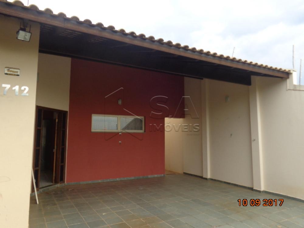 Alugar Casa / Padrão em Botucatu R$ 1.400,00 - Foto 2 Alugar Casa / Padrão em Botucatu R$ 1.400,00 - Foto 2