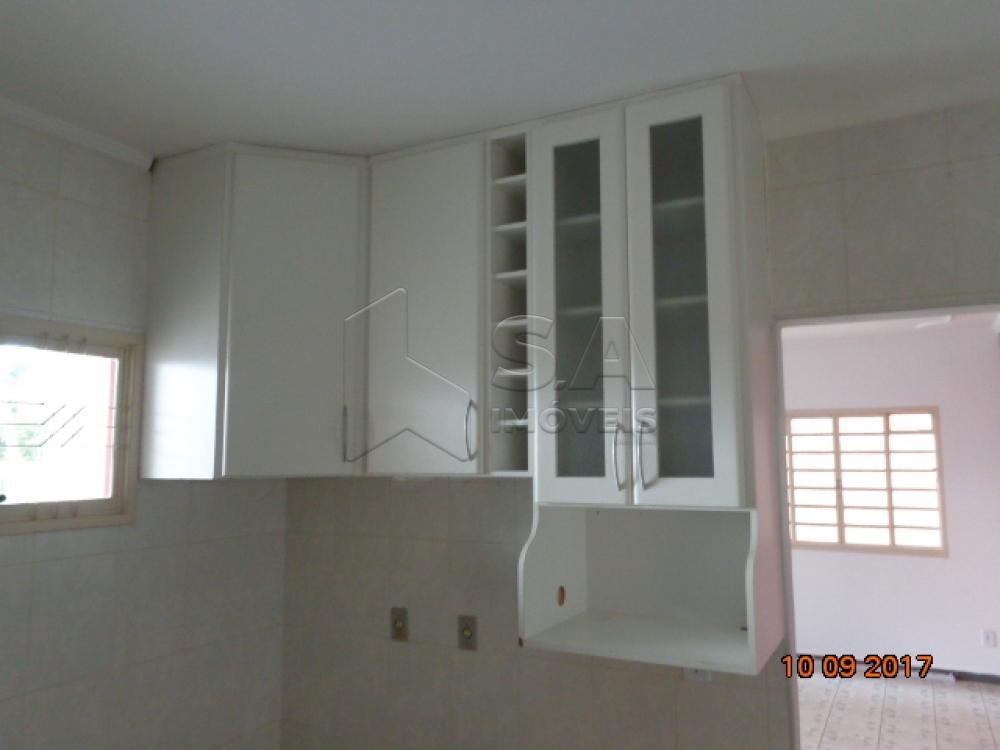 Alugar Casa / Padrão em Botucatu R$ 1.400,00 - Foto 14 Alugar Casa / Padrão em Botucatu R$ 1.400,00 - Foto 14