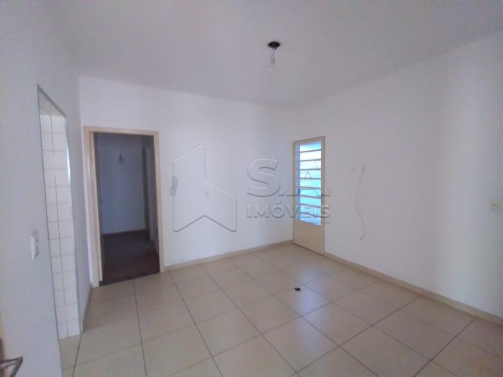 Alugar Casa / Padrão em Botucatu apenas R$ 1.800,00 - Foto 4 Alugar Casa / Padrão em Botucatu apenas R$ 1.800,00 - Foto 4