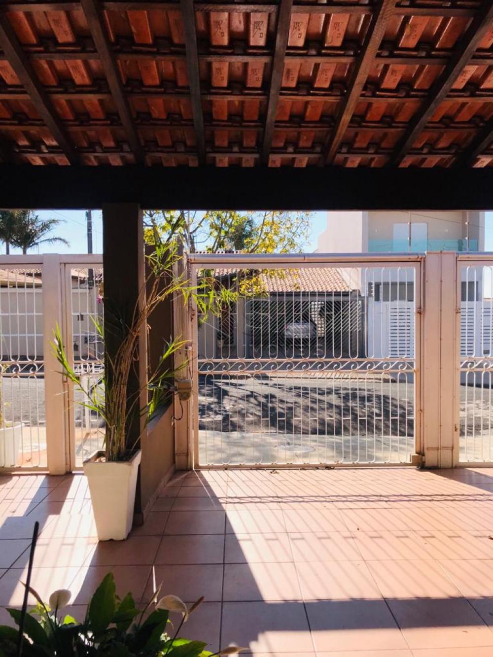 Comprar Casa / Padrão em Botucatu apenas R$ 470.000,00 - Foto 1 Comprar Casa / Padrão em Botucatu apenas R$ 470.000,00 - Foto 1