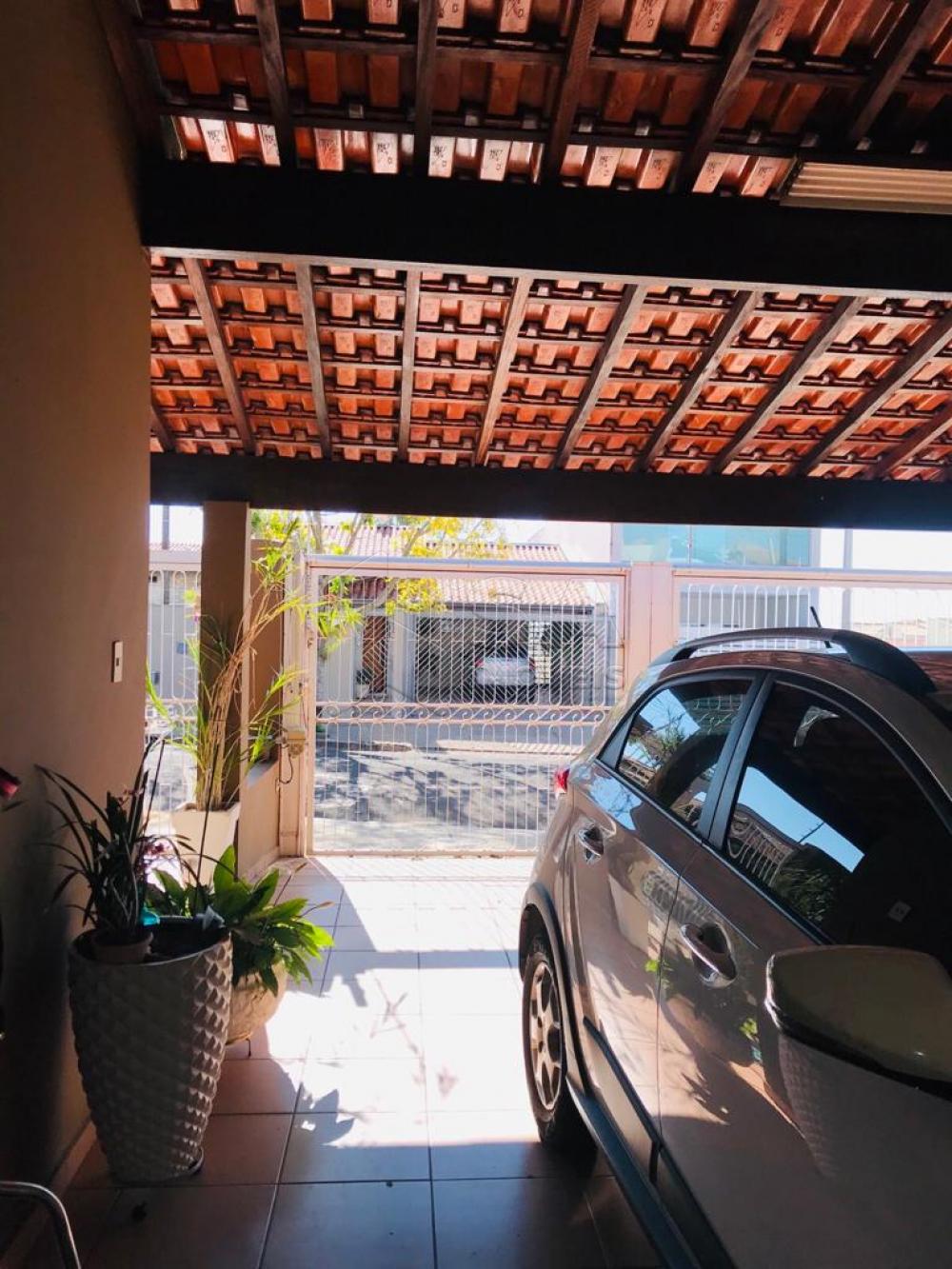 Comprar Casa / Padrão em Botucatu apenas R$ 470.000,00 - Foto 2 Comprar Casa / Padrão em Botucatu apenas R$ 470.000,00 - Foto 2