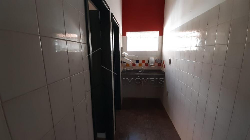 Alugar Comercial / Ponto Comercial em Botucatu apenas R$ 2.500,00 - Foto 18 Alugar Comercial / Ponto Comercial em Botucatu apenas R$ 2.500,00 - Foto 18