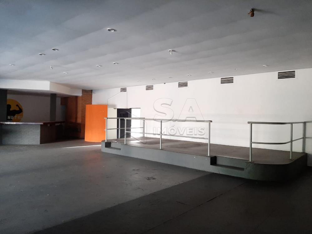 Alugar Comercial / Ponto Comercial em Botucatu apenas R$ 4.000,00 - Foto 15 Alugar Comercial / Ponto Comercial em Botucatu apenas R$ 4.000,00 - Foto 15