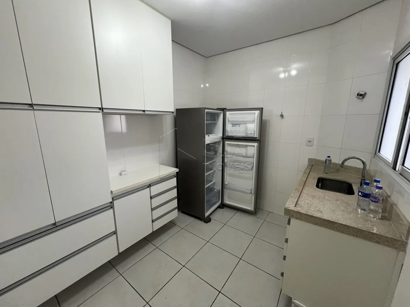Alugar Apartamento / Padrão em Botucatu R$ 1.100,00 - Foto 8