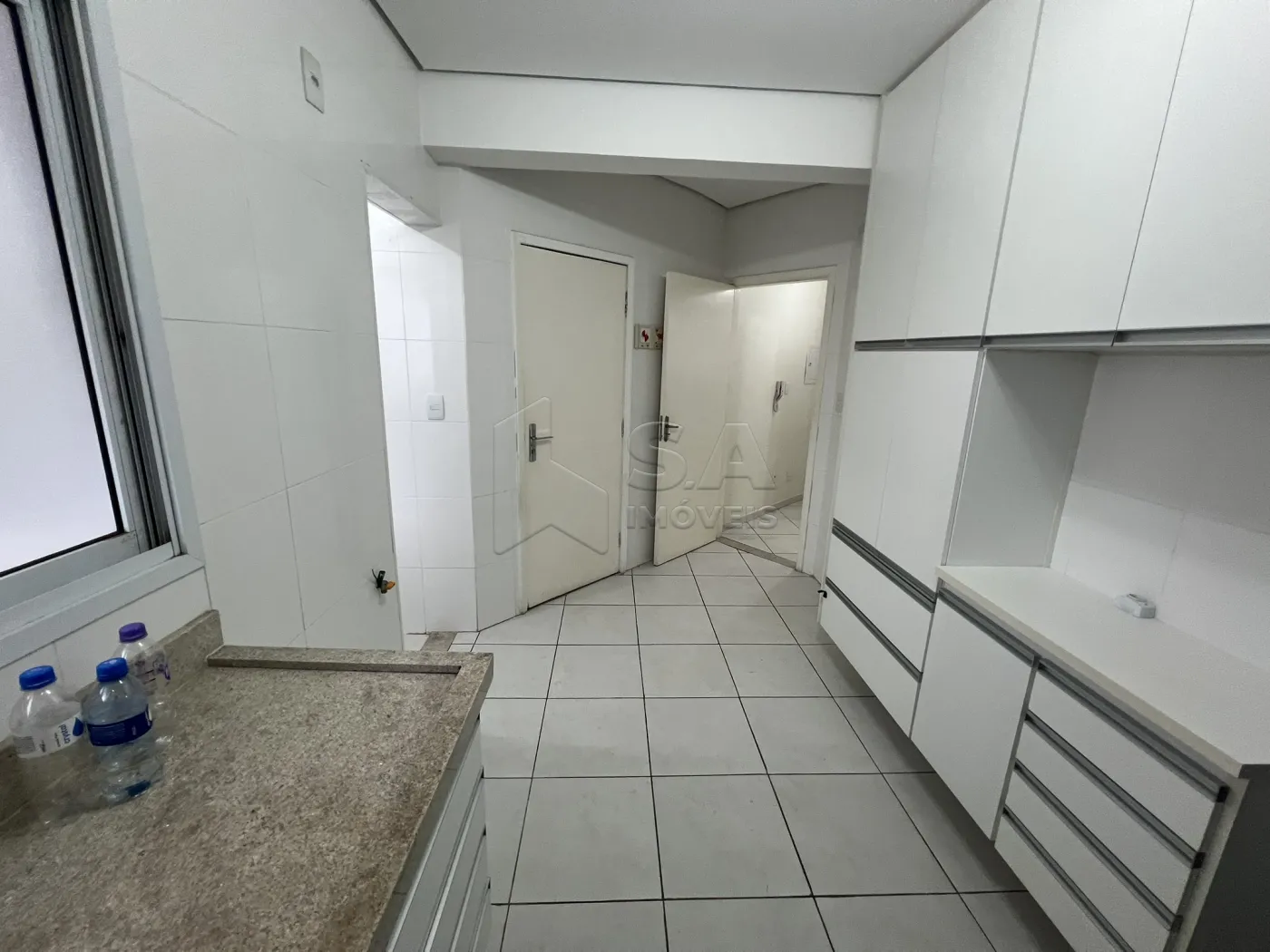 Alugar Apartamento / Padrão em Botucatu R$ 1.100,00 - Foto 9