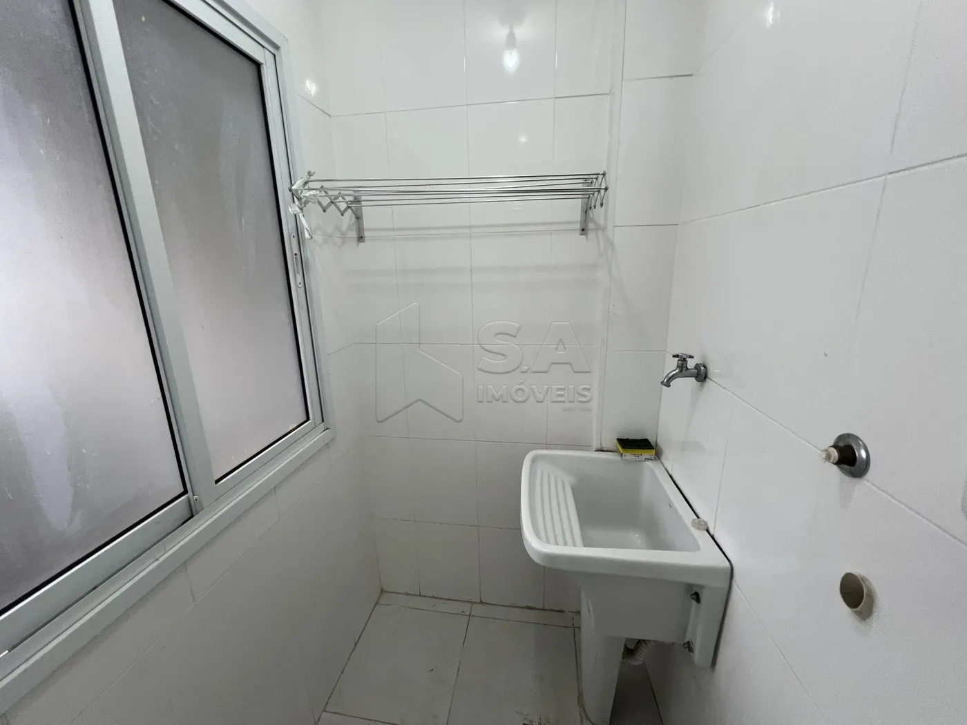Alugar Apartamento / Padrão em Botucatu R$ 1.100,00 - Foto 10