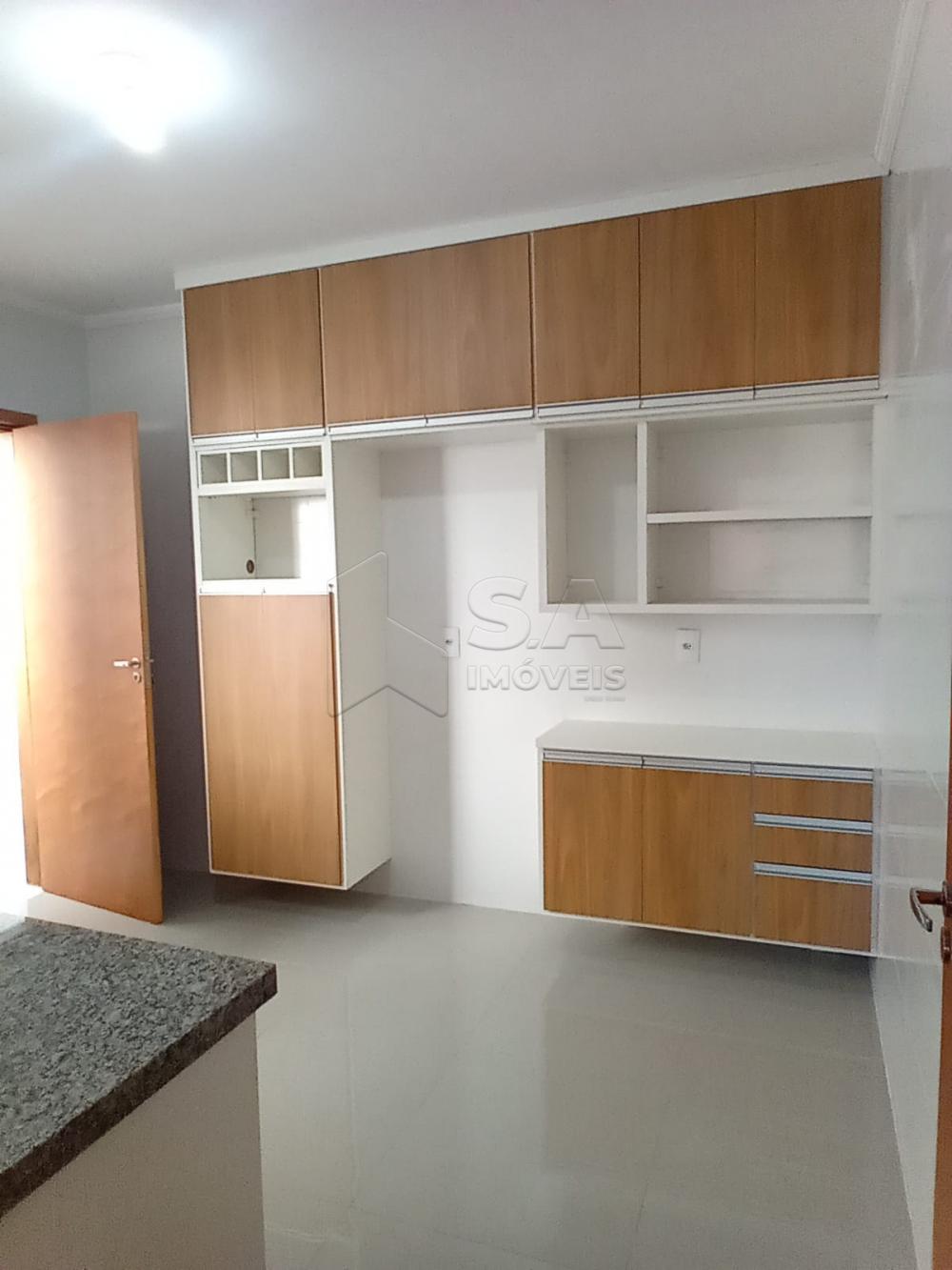 Alugar Apartamento / Padrão em Botucatu R$ 1.580,00 - Foto 3