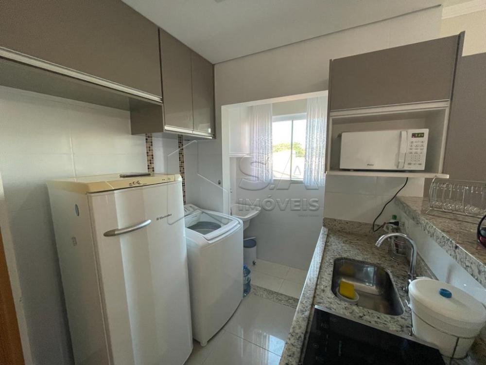 Comprar Apartamento / Padrão em Botucatu R$ 300.000,00 - Foto 1