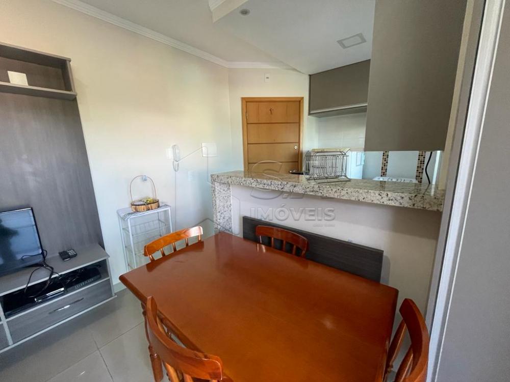 Comprar Apartamento / Padrão em Botucatu R$ 300.000,00 - Foto 3