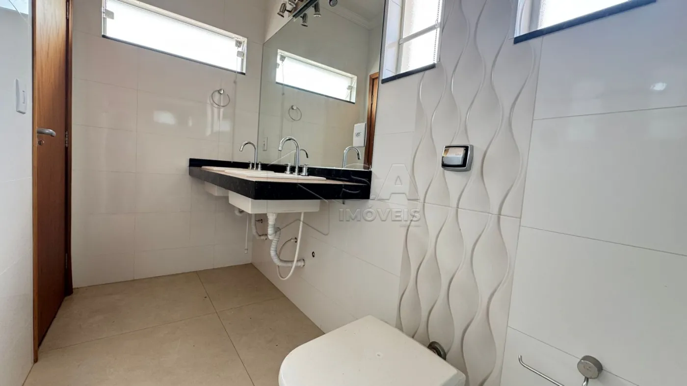 Alugar Casa / Sobrado em Botucatu R$ 4.500,00 - Foto 32