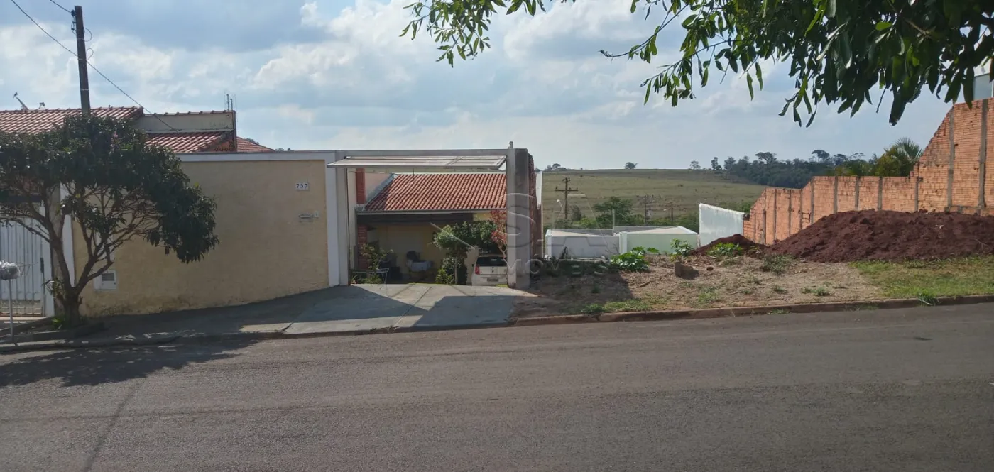 Comprar Casa / Padrão em Botucatu R$ 330.000,00 - Foto 1