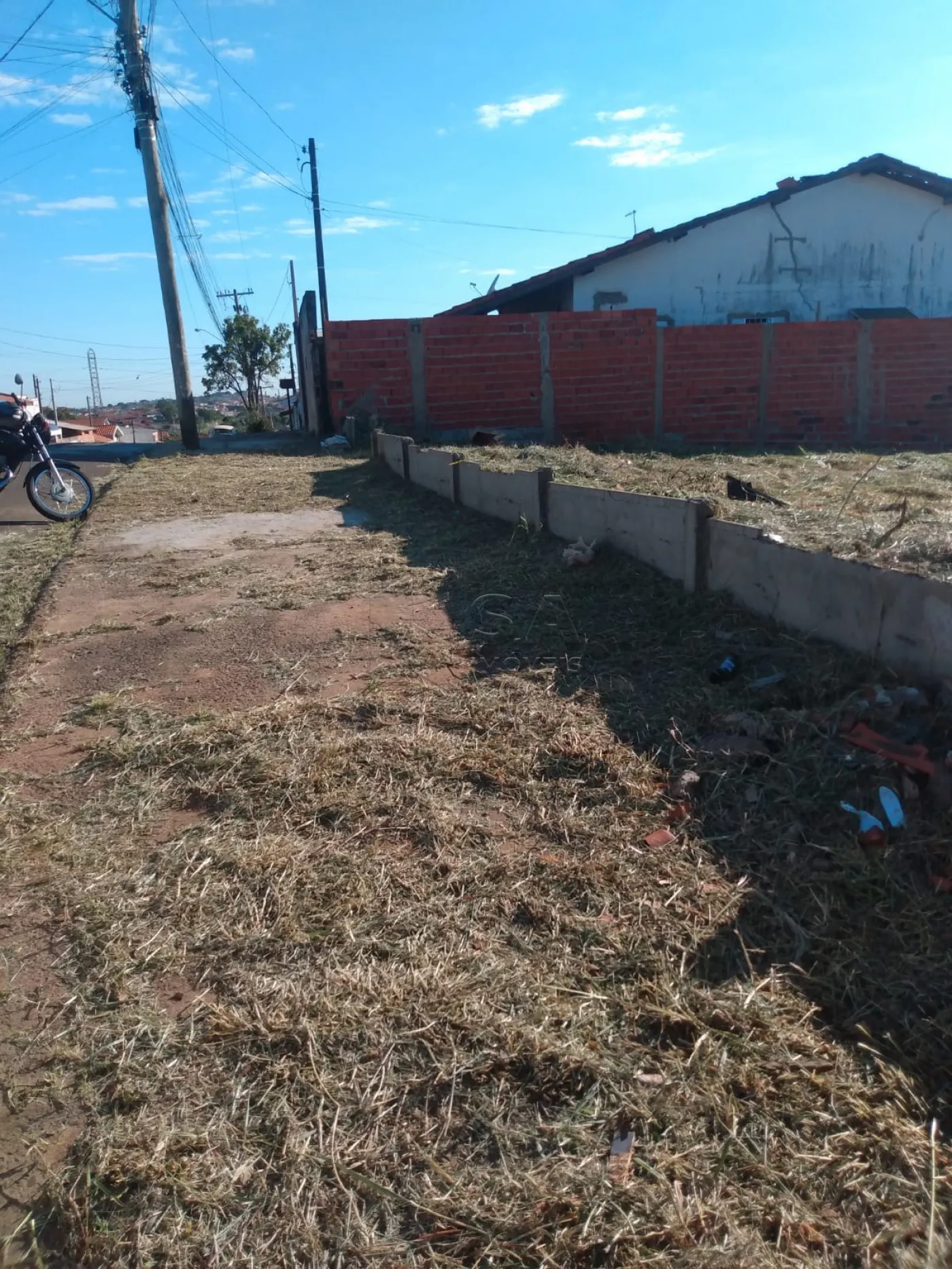 Comprar Terreno / Padrão em Botucatu R$ 110.000,00 - Foto 3