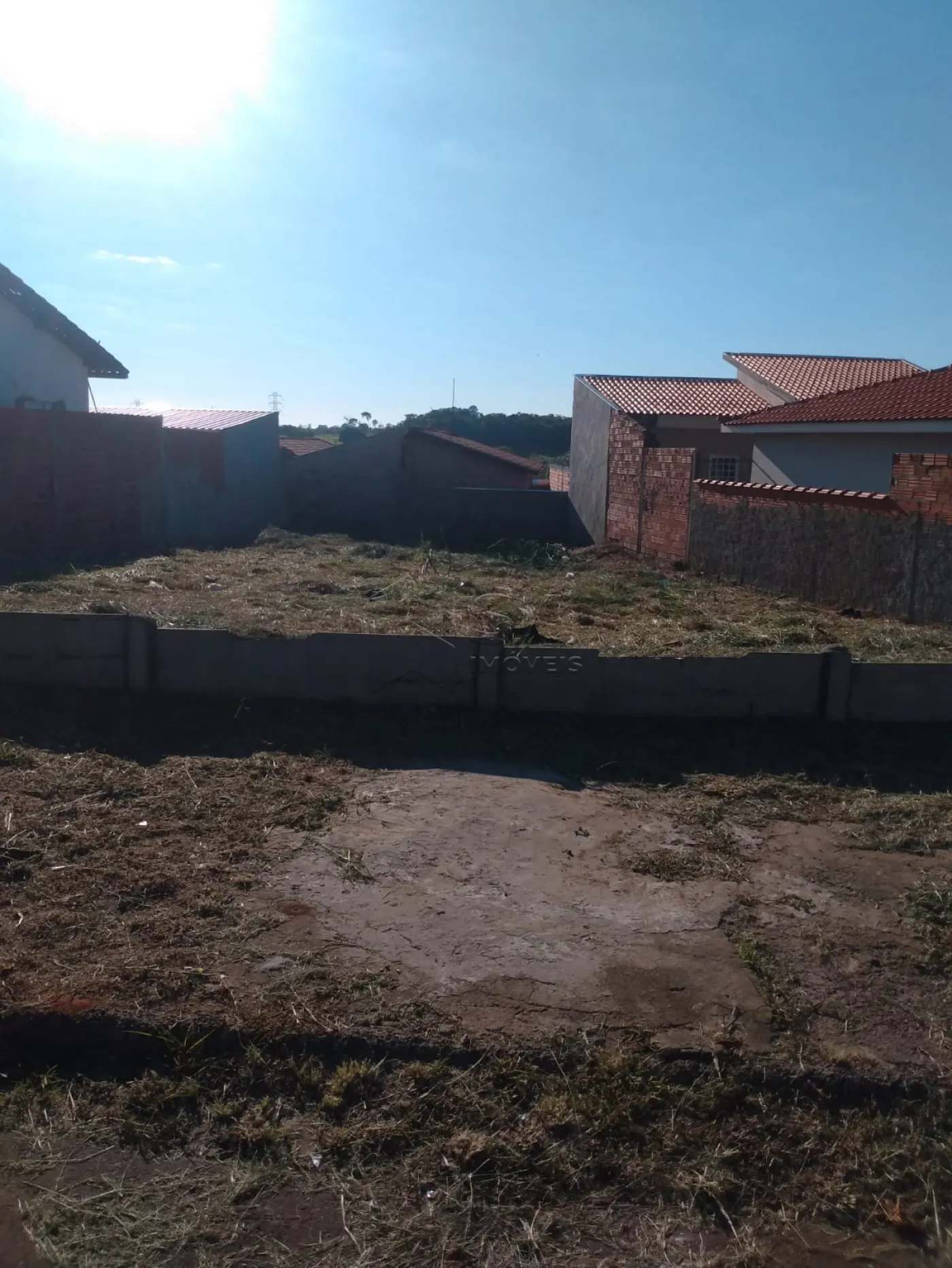 Comprar Terreno / Padrão em Botucatu R$ 110.000,00 - Foto 4