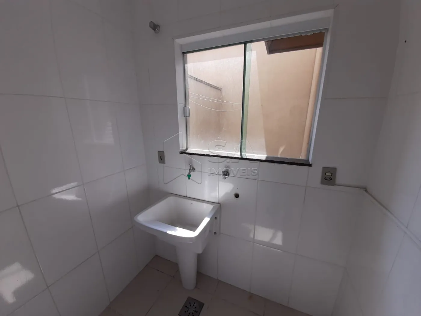 Alugar Apartamento / Padrão em Botucatu R$ 1.800,00 - Foto 8