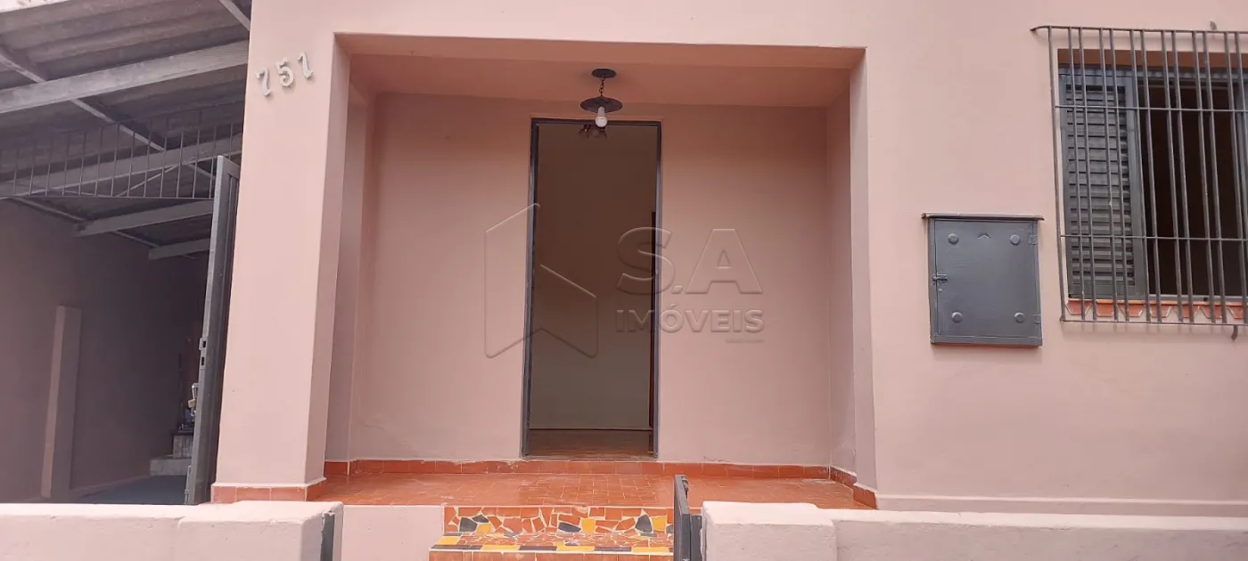 Alugar Casa / Padrão em Botucatu R$ 1.200,00 - Foto 3