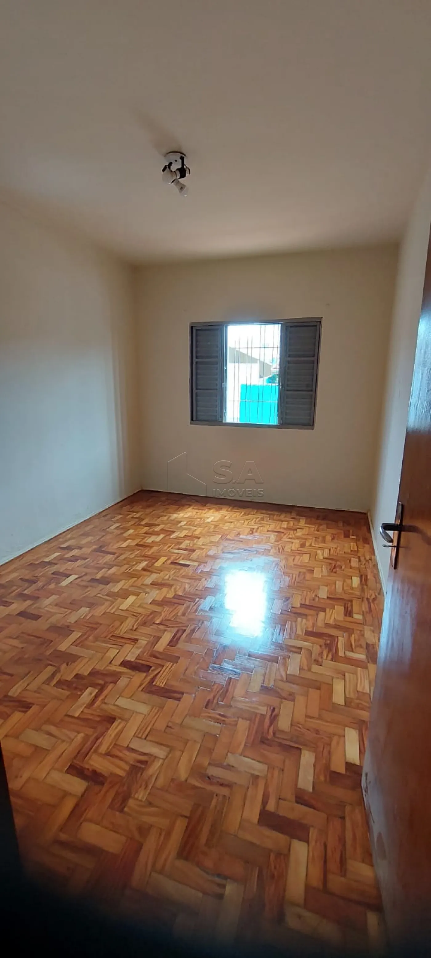 Alugar Casa / Padrão em Botucatu R$ 1.200,00 - Foto 7