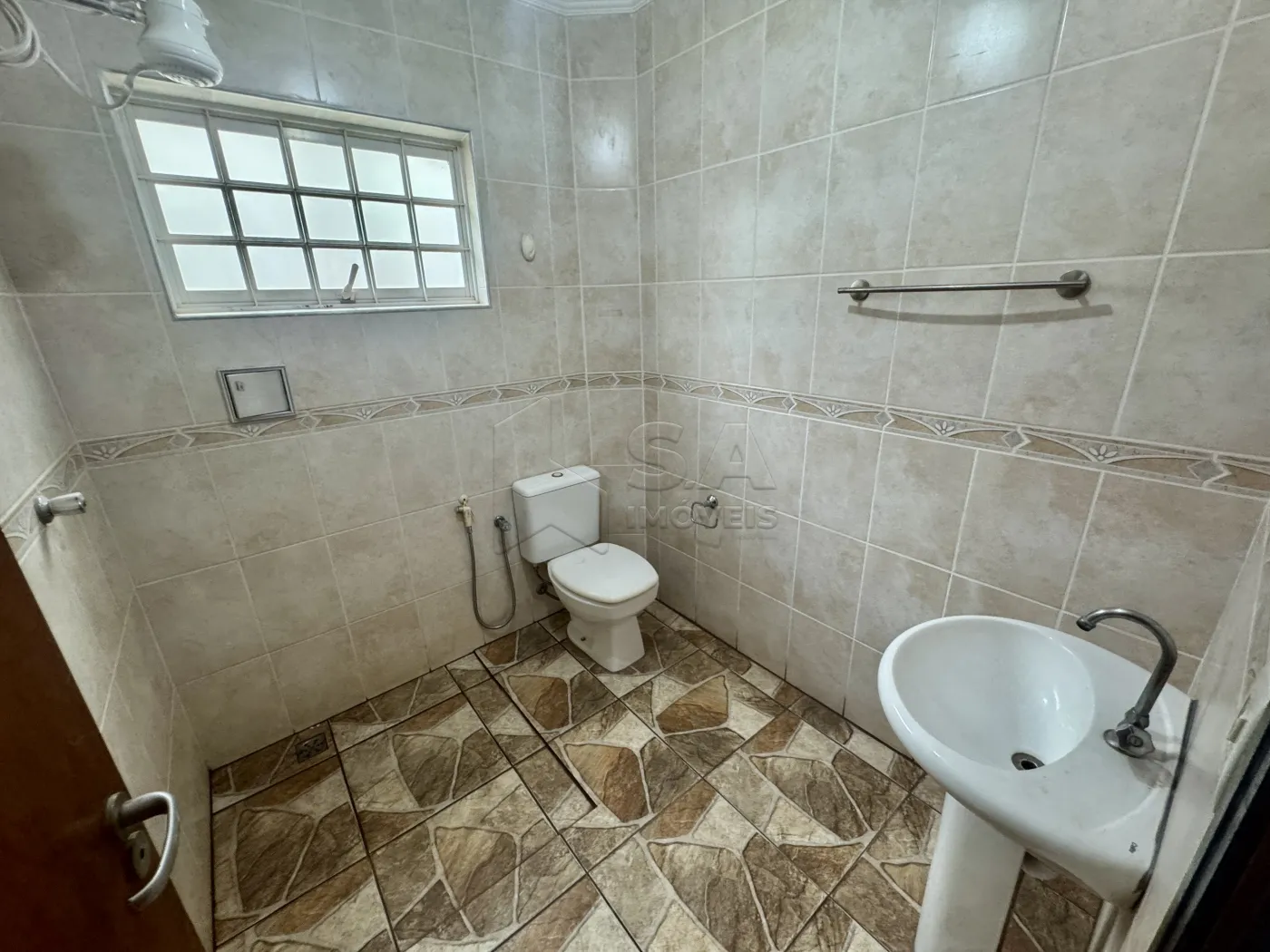 Alugar Casa / Sobrado em Botucatu R$ 2.700,00 - Foto 8