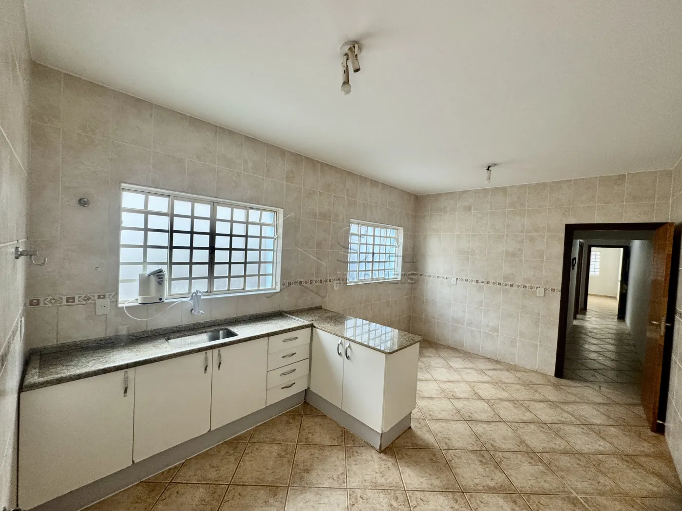 Alugar Casa / Sobrado em Botucatu R$ 2.700,00 - Foto 13