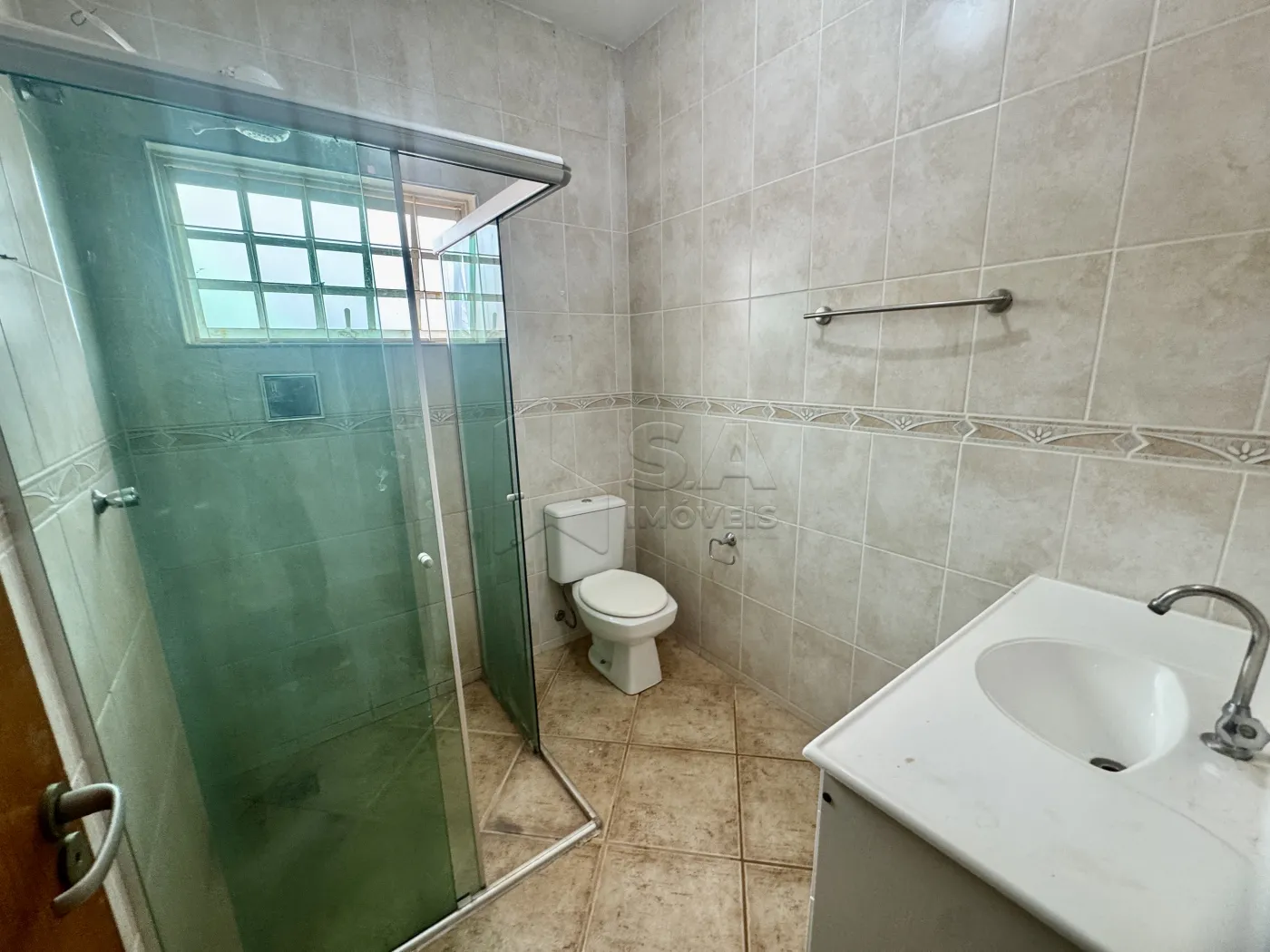 Alugar Casa / Sobrado em Botucatu R$ 2.700,00 - Foto 18
