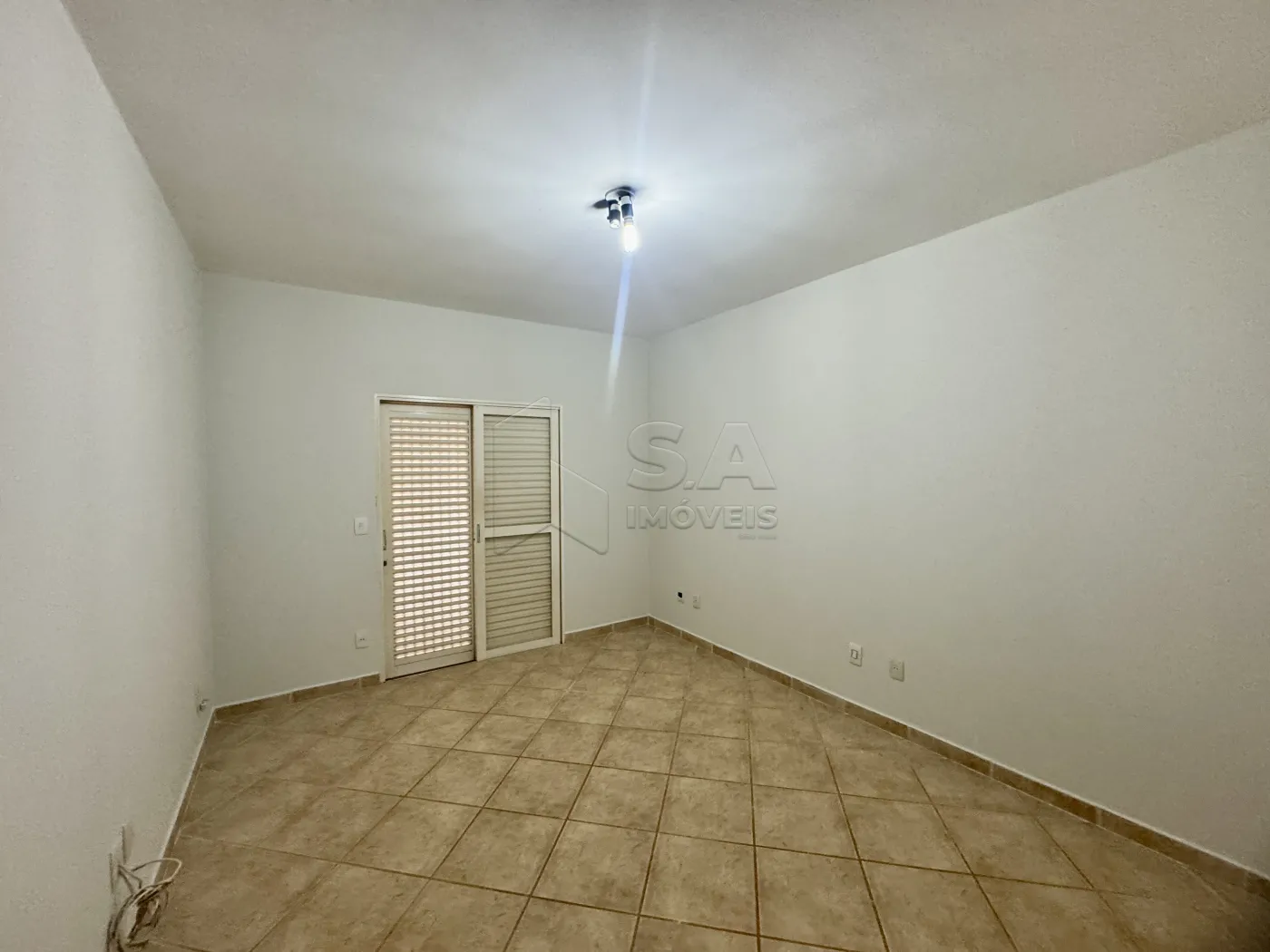 Alugar Casa / Sobrado em Botucatu R$ 2.700,00 - Foto 20
