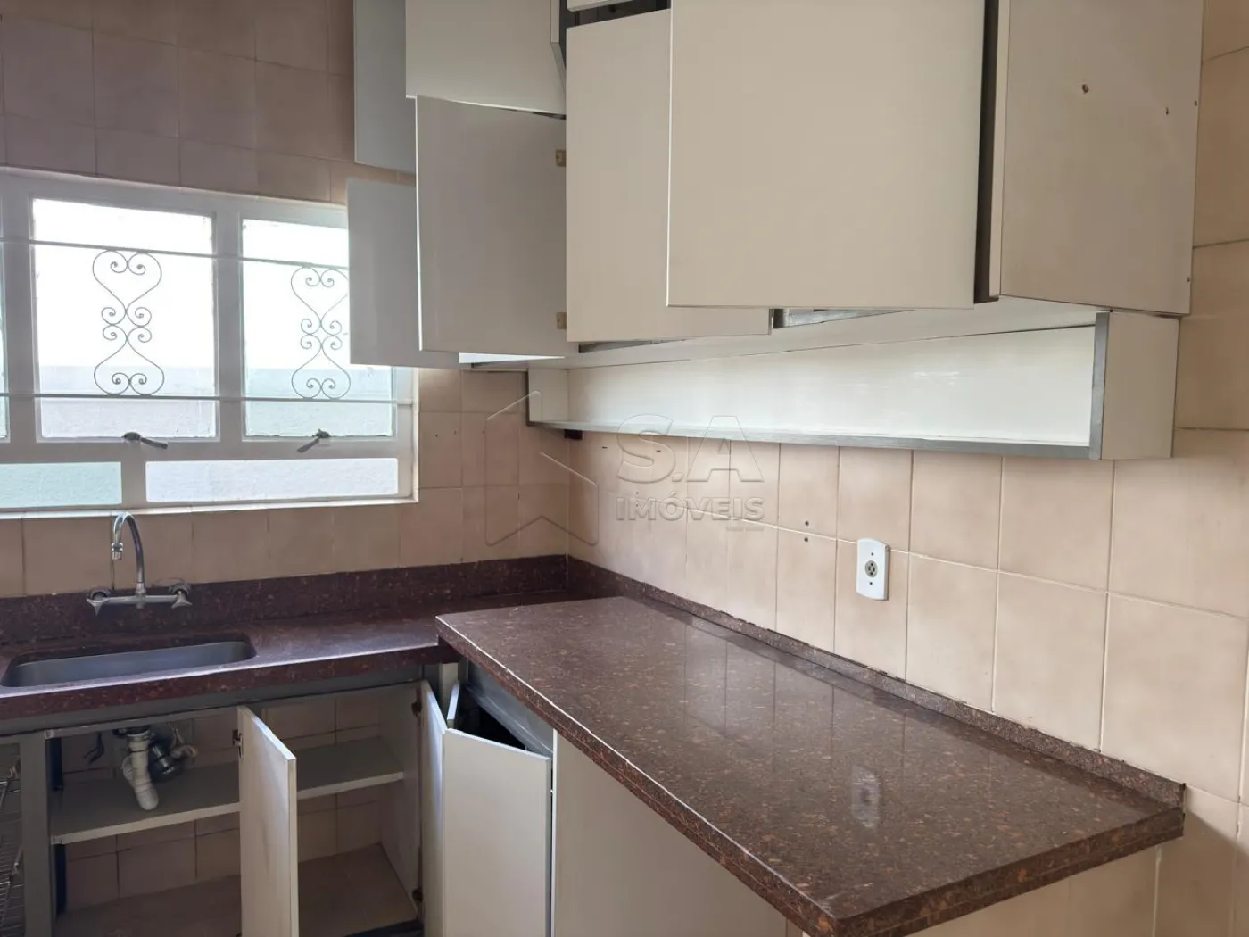 Alugar Comercial / Casa Comercial em Botucatu R$ 4.000,00 - Foto 12