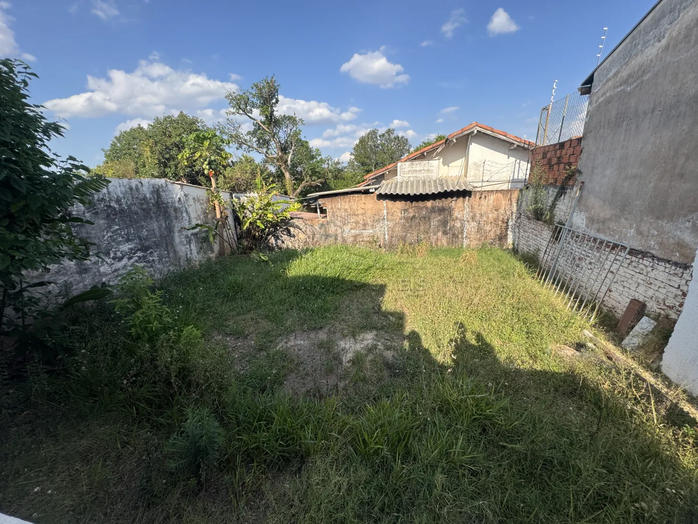 Alugar Comercial / Casa Comercial em Botucatu R$ 3.100,00 - Foto 14
