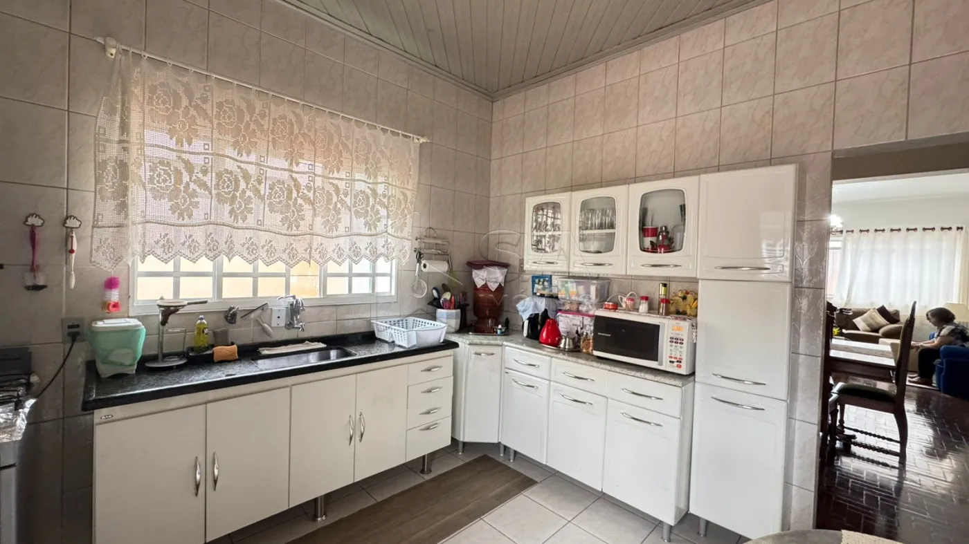 Comprar Casa / Padrão em Botucatu R$ 450.000,00 - Foto 6