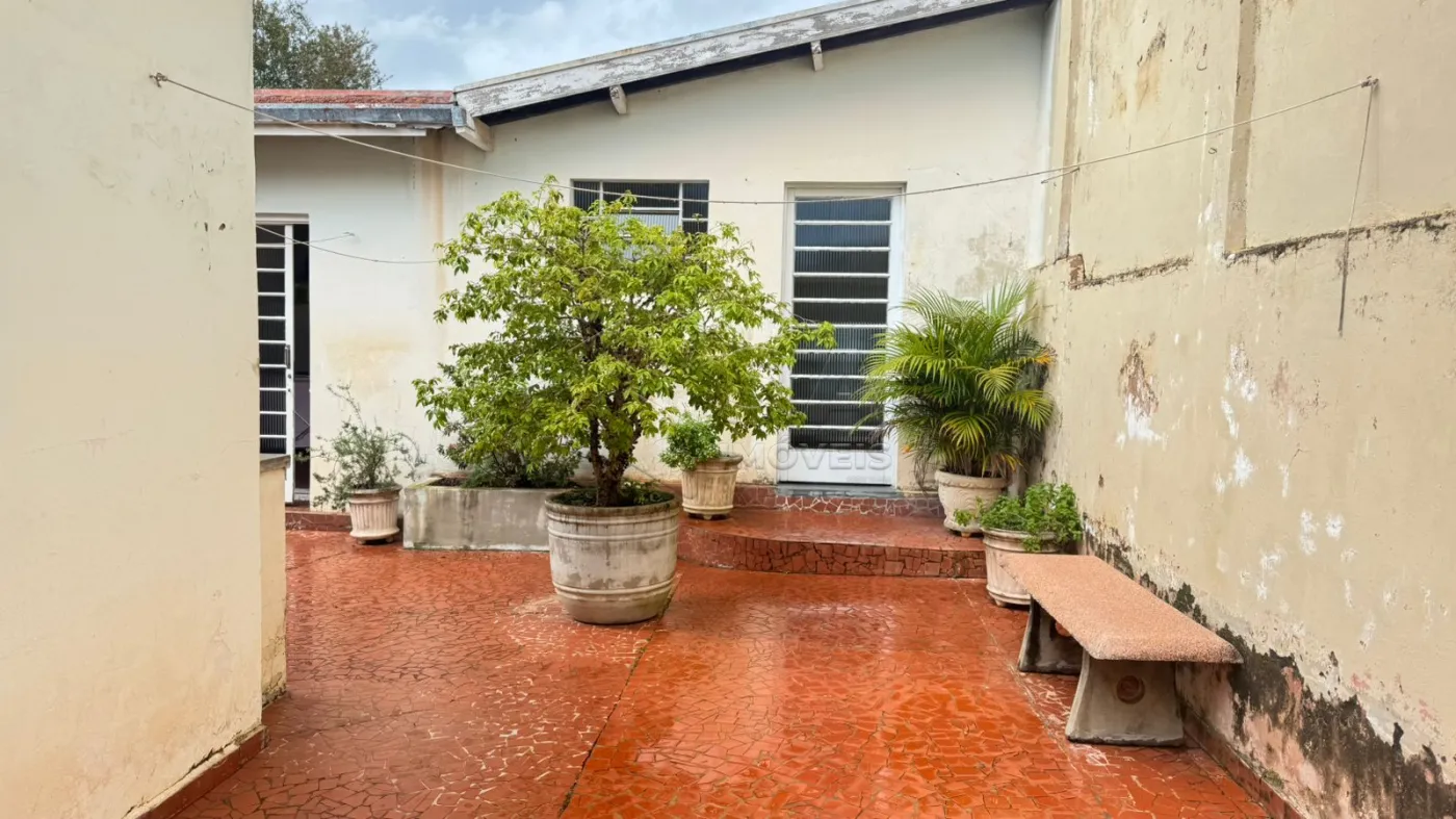 Comprar Casa / Padrão em Botucatu R$ 450.000,00 - Foto 13