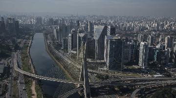 Mercado imobiliário de SP tem queda de 15,6% nas vendas em fevereiro, diz Secovi