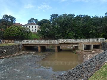 Aps quase 3 anos, Ponte do Lageado foi reconstruda