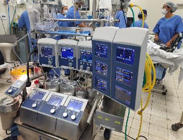 HC de Botucatu  o primeiro hospital pblico do Estado a receber novo equipamento cirrgico