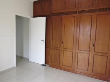 Alugar Apartamento / Padrão em Botucatu R$ 2.400,00 - Foto 15 Alugar Apartamento / Padrão em Botucatu R$ 2.400,00 - Foto 15
