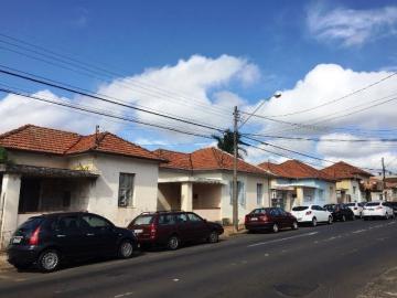 Alugar Casa / Padrão em Botucatu. apenas R$ 1.400.000,00