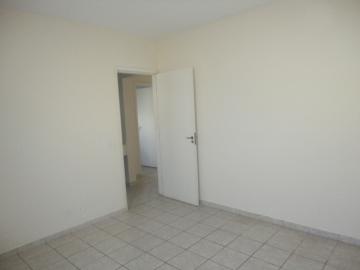 Alugar Apartamento / Padrão em Botucatu R$ 720,00 - Foto 10 Alugar Apartamento / Padrão em Botucatu R$ 720,00 - Foto 10