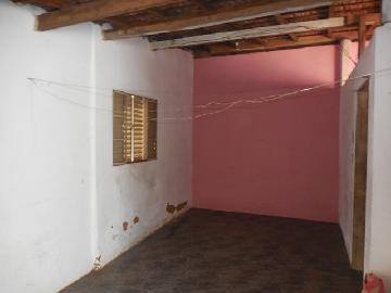 Alugar Casa / Padrão em Botucatu R$ 600,00 - Foto 8 Alugar Casa / Padrão em Botucatu R$ 600,00 - Foto 8