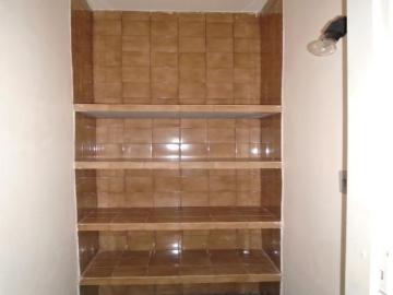 Alugar Comercial / Casa Comercial em Botucatu R$ 1.100,00 - Foto 11 Alugar Comercial / Casa Comercial em Botucatu R$ 1.100,00 - Foto 11
